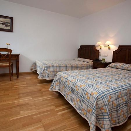 Hotel Avenida Yecla Zewnętrze zdjęcie