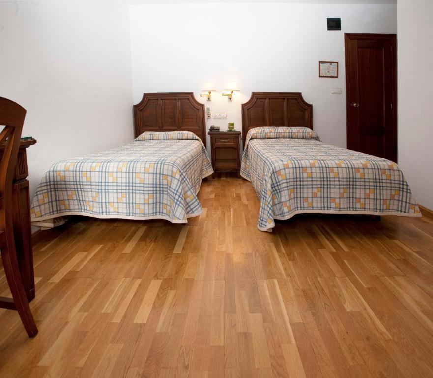 Hotel Avenida Yecla Zewnętrze zdjęcie